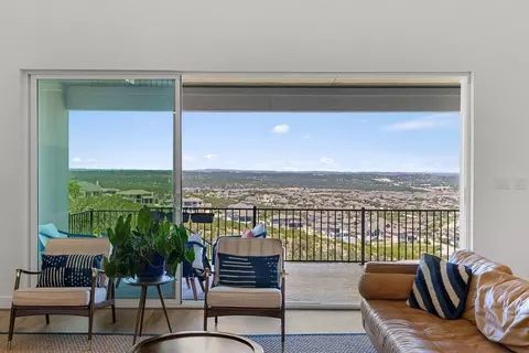 6204 Sontag Dr, Austin, TX 78738
