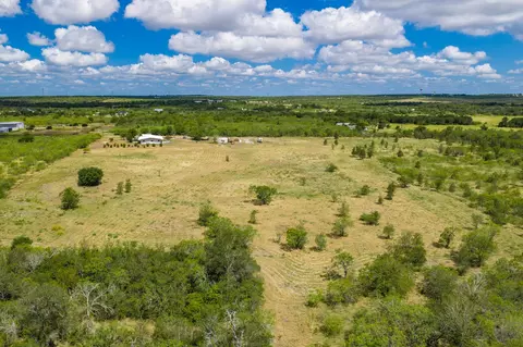 View/Area - 8804 Williamson Rd, Kyle, TX 78640 photo 8 of 11