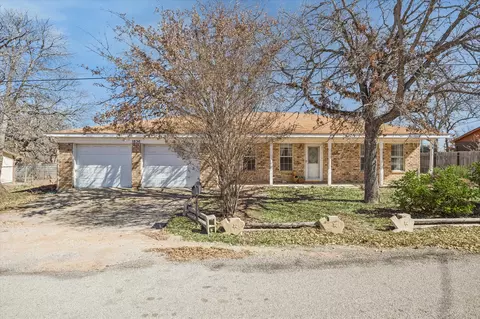 1836 Ridgeview Dr, Kingsland, TX 78639