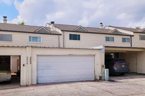 Exterior - 6628 E Hill Dr, Austin, TX 78731 photo 4 of 9
