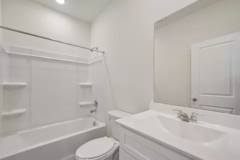 Bath - 708 Cliff Dr, Maxwell, TX 78656 photo 1 of 3