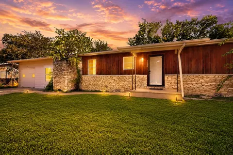 1100 Neans Dr, Austin, TX 78758