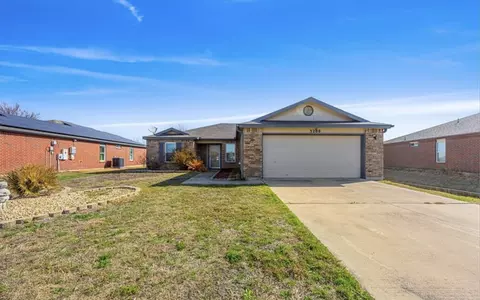 3208 Viewcrest Dr, Killeen, TX 76549