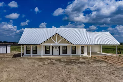 9391 Hajovsky Rd, La Grange, TX 78945