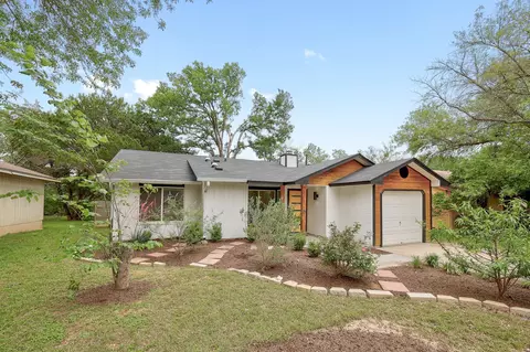 7609 Crystalbrook Dr W, Austin, TX 78724