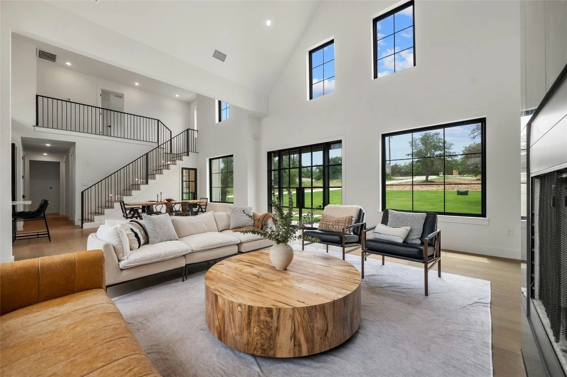 14302 Fallen Timber Dr