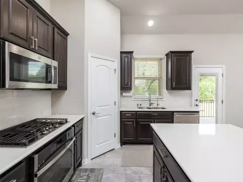 Kitchen - 1509 Blue Creek Ln, Georgetown, TX 78628 photo 4 of 4