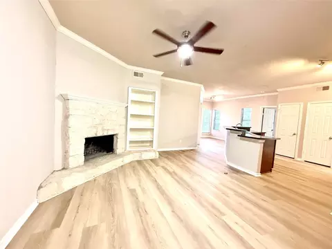 6804 N Capital Of Texas Hwy #812, Austin, TX 78731