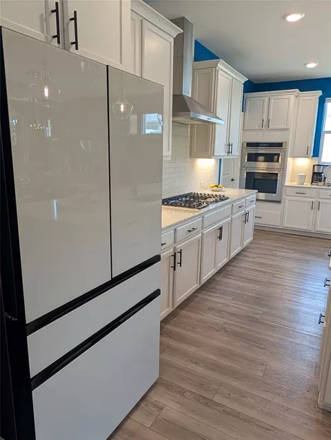 Kitchen - 336 Kitty Hawk Rd, Georgetown, TX 78633 photo 2 of 8