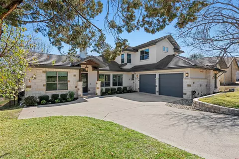 3 Camwood Trl, The Hills, TX 78738