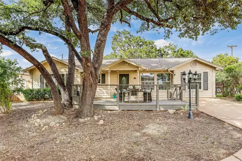 426 Summit Ridge Dr N, Point Venture, TX 78645