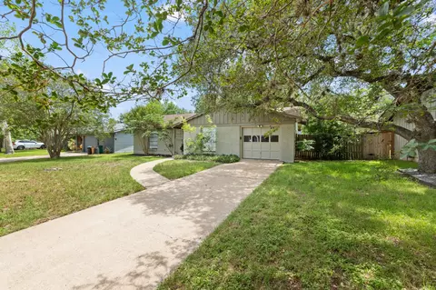 2015 Fair Oaks Dr, Austin, TX 78745