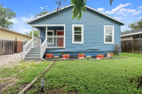 1655 Katy St, New Braunfels, TX 78130