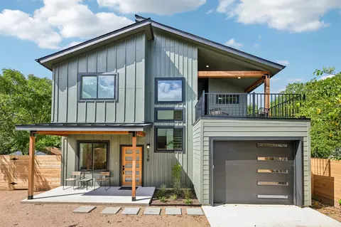 513 W Odell St #B, Austin, TX 78752