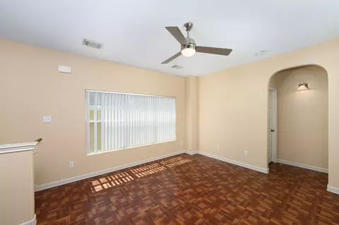 Living - 2829 Saville Loop #17C, Austin, TX 78741 photo 1 of 6