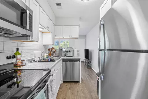 2801 Hemphill Park #A303, Austin, TX 78705