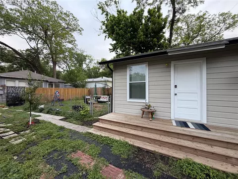 4525 Avenue D #2, Austin, TX 78751