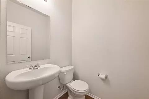 Bath - 511 Eves Necklace Dr, Buda, TX 78610 photo 2 of 5