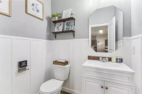 Bath - 14409 Estuary Rd, Manor, TX 78653 photo 1 of 2