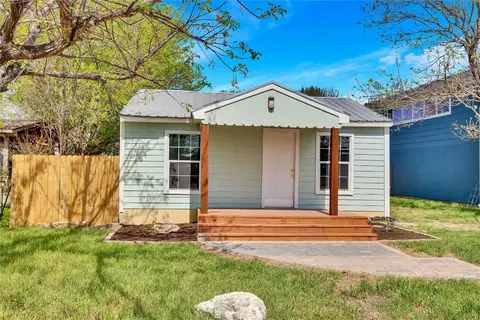 211 E Burton St, Manor, TX 78653