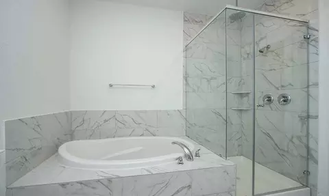 Bath - 237 Arrowhead Mound Rd, Georgetown, TX 78628 photo 2 of 2