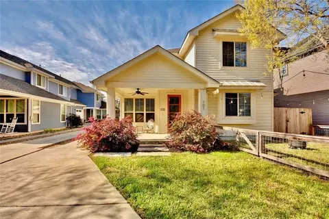 701 E 49th St #B, Austin, TX 78751