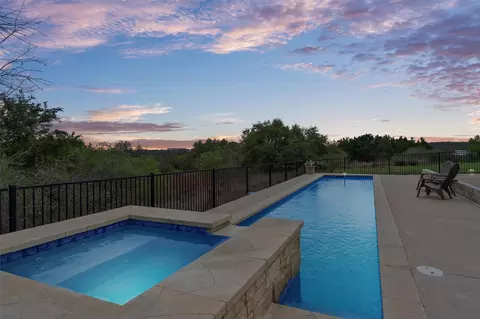 404 Skyline Rd, Georgetown, TX 78628