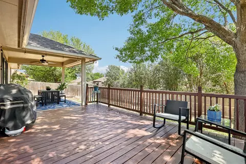 Exterior - 902 Ridgemont Cir, Leander, TX 78641 photo 3 of 8