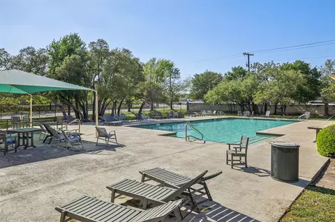 Exterior - 902 Ridgemont Cir, Leander, TX 78641 photo 7 of 8