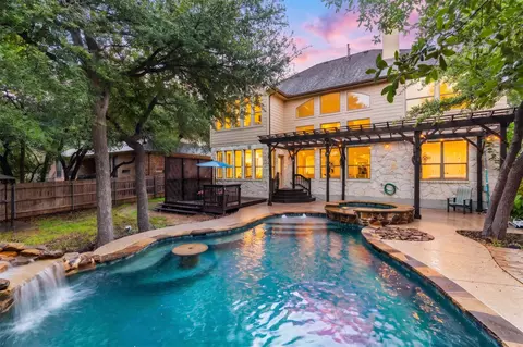 2709 Deep River Cir, Round Rock, TX 78665