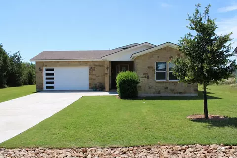 2108 Patriot Dr, Lago Vista, TX 78645