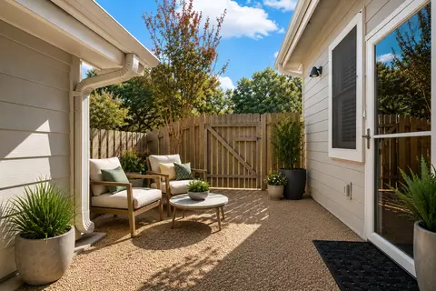 6501 Brush Country Rd #109, Austin, TX 78749