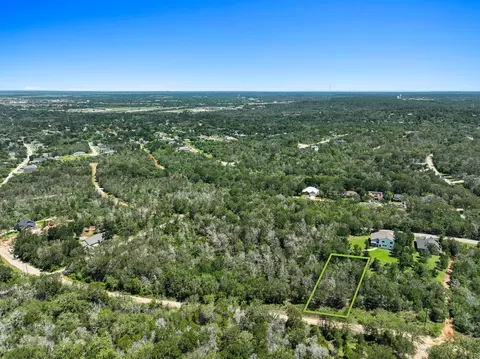 242 Bali Hai Ln, Bastrop, TX 78602