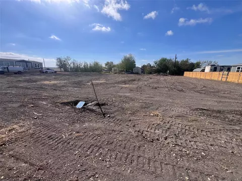 706 E Pecan St, Granger, TX 76530 photo 7