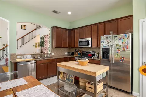 Kitchen - 1101 April Meadows Loop, Georgetown, TX 78626 photo 4 of 4