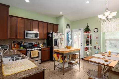 Kitchen - 1101 April Meadows Loop, Georgetown, TX 78626 photo 2 of 4