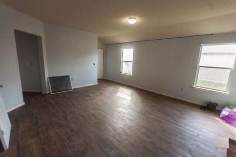 420 Alpha, Kyle, TX 78640 photo 2