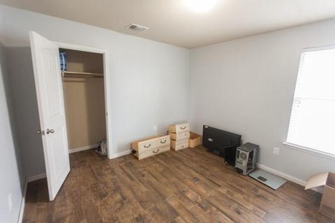 420 Alpha, Kyle, TX 78640 photo 9