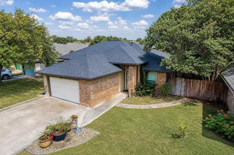 608 Saunders Dr, Round Rock, TX 78664