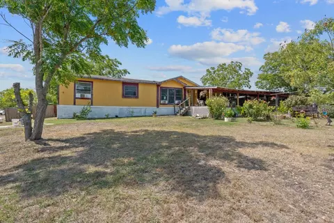 813 Petras Way, Kyle, TX 78640