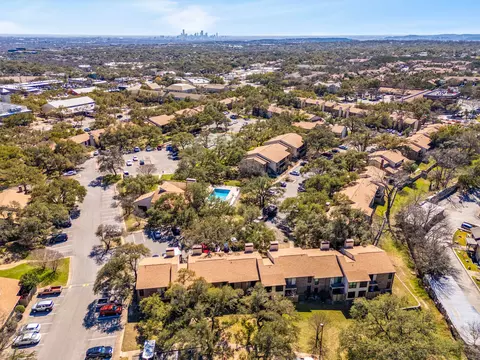 View/Area - 4159 Steck Ave #235, Austin, TX 78759 photo 1 of 3