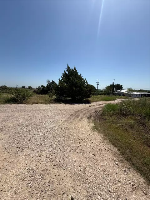 2250 Bebee Rd, Kyle, TX 78640 photo 3
