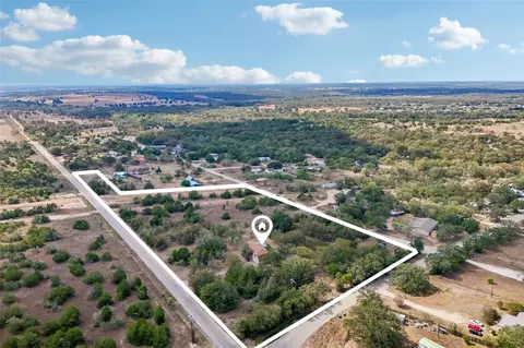 238 N Gaines Rd, Cedar Creek, TX 78612