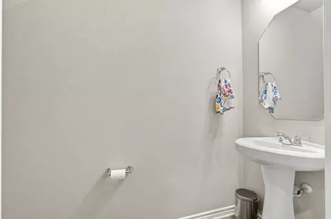 Bath - 1144 Waterfall Ave, Leander, TX 78641 photo 1 of 3