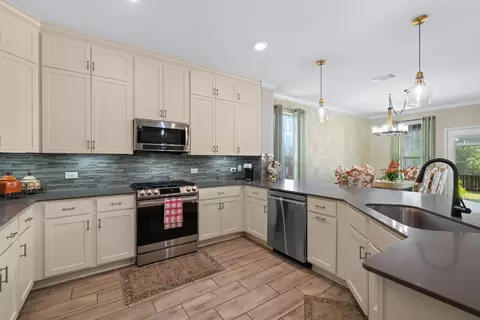 Kitchen - 1212 Euless Ln, Leander, TX 78641 photo 5 of 6