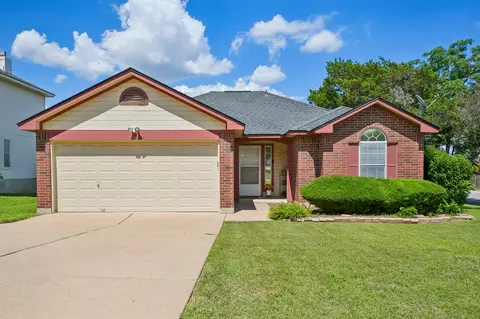 916 Moon Glow Dr, Leander, TX 78641