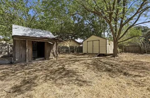 Exterior - Undisclosed, Luling, TX 78648 photo 7 of 9