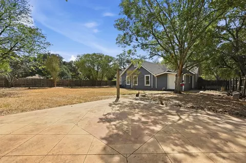 Exterior - Undisclosed, Luling, TX 78648 photo 6 of 9