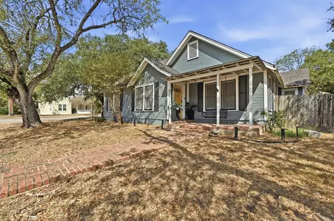 Undisclosed, Luling, TX 78648