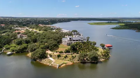 26100 Countryside Dr, Spicewood, TX 78669